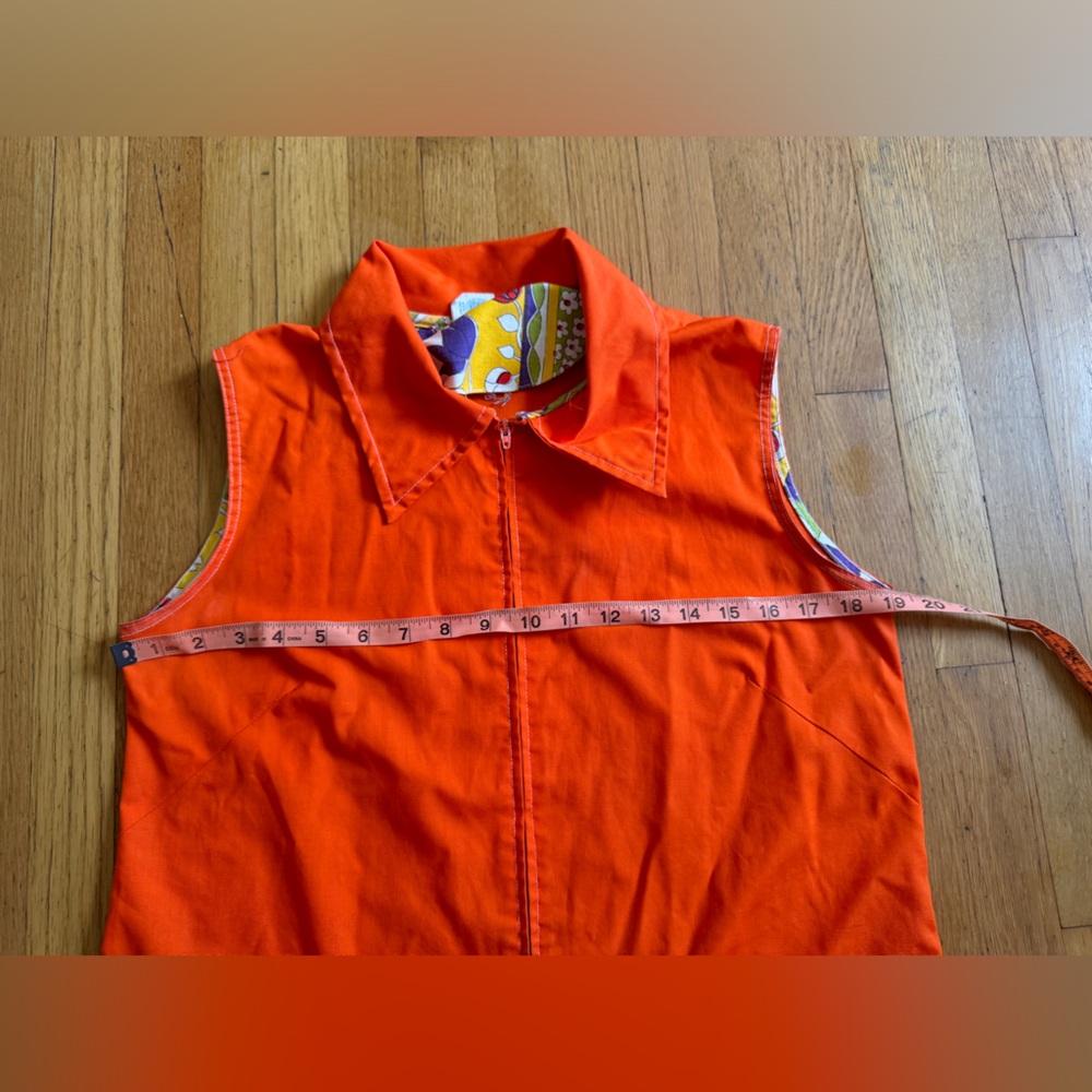 70s Vintage Bright Orange Front Zip House Dress - Picture 9 of 9